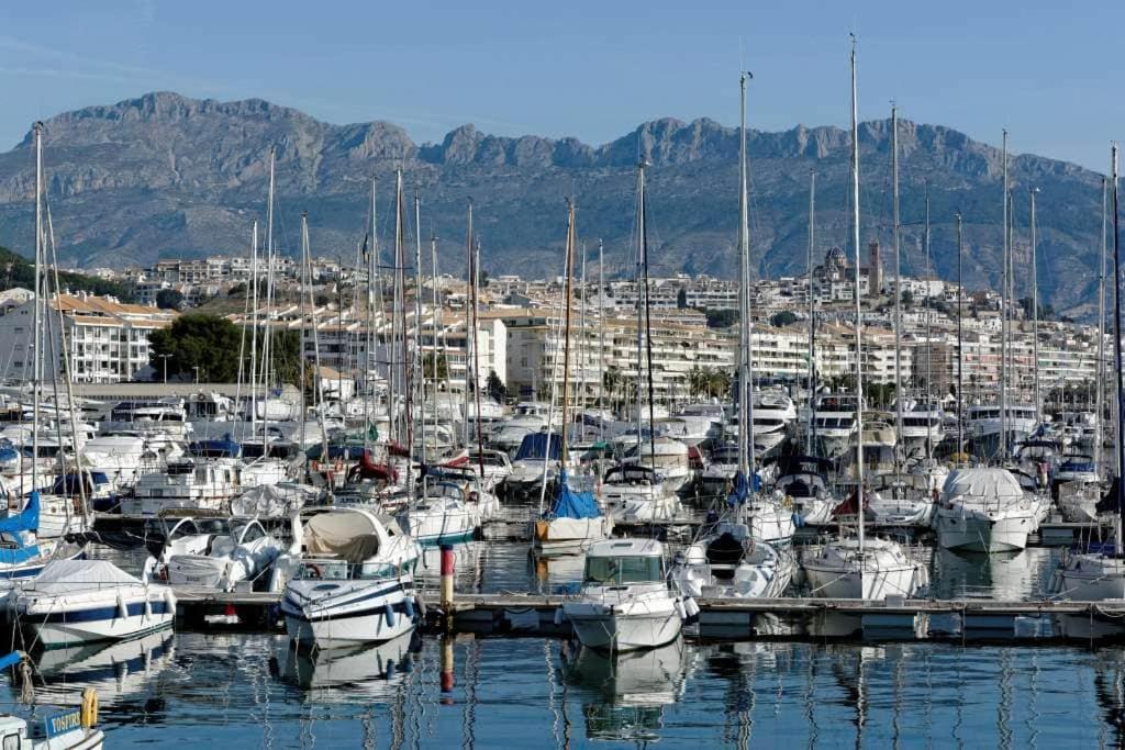 Luxurious Appartement Mediterraneo อัลเตอา ภายนอก รูปภาพ